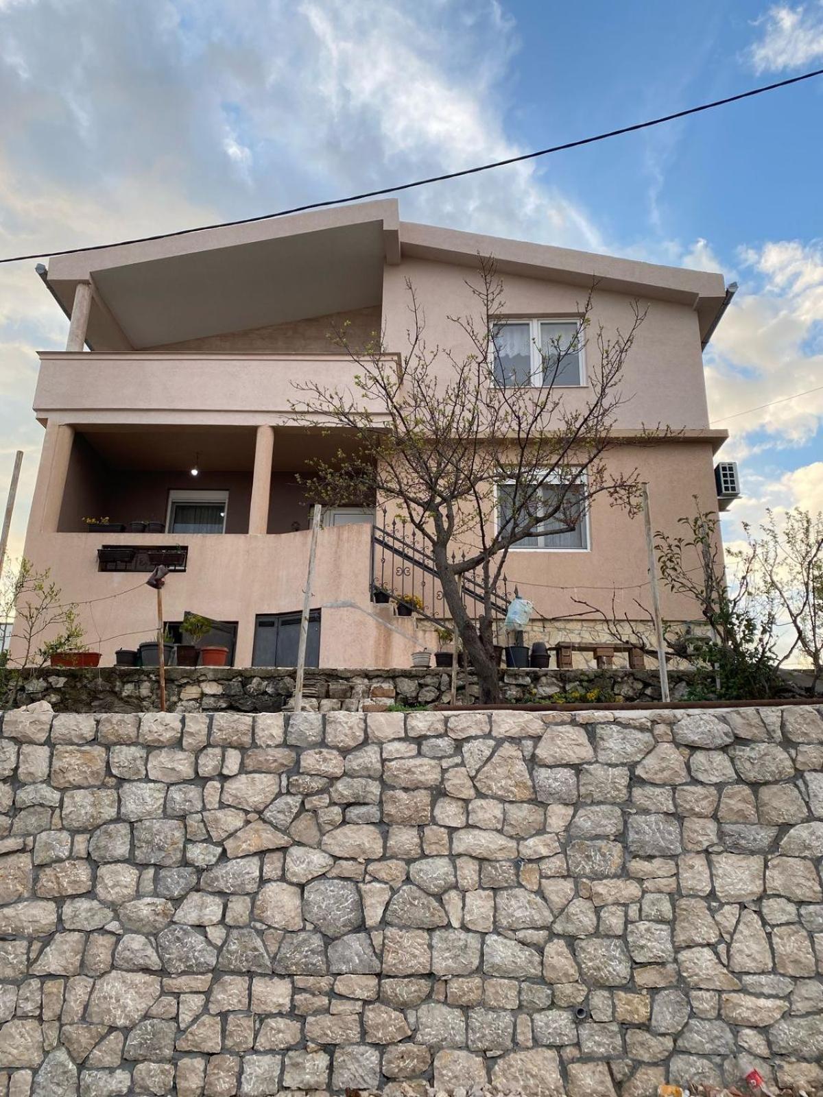 Guest House Kruna Ulcinj Buitenkant foto